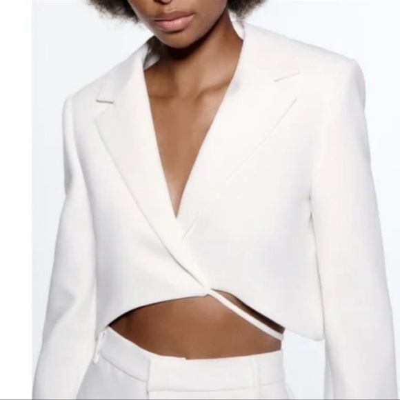 Cropped blazer - Picture 2 of 4